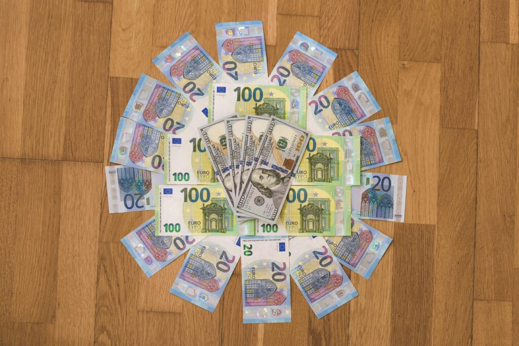 découvrez les principes et concepts clés de la taxation, ses enjeux et son impact sur l'économie et la société.