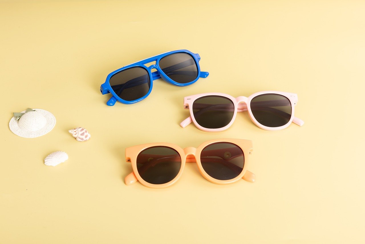 lunettes de soleil sur la plage